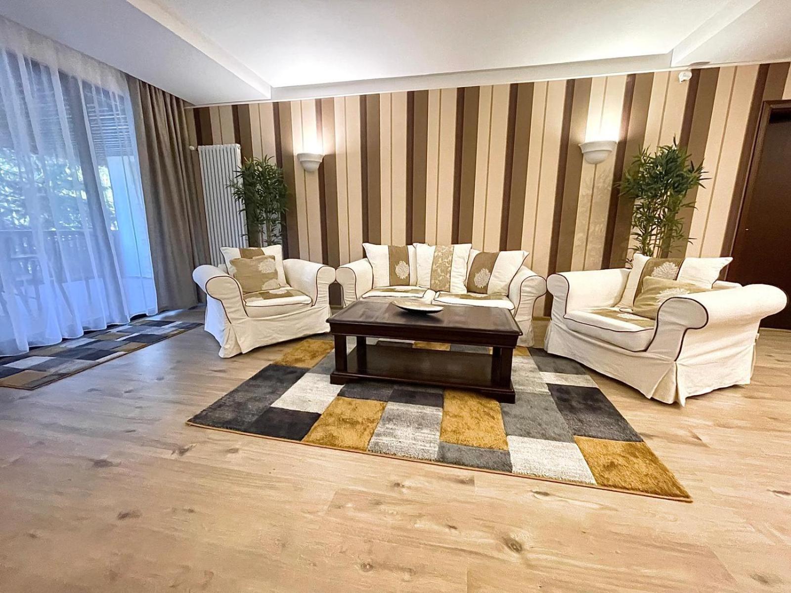 Alpin Aparthotel 2302 Poiana Brasov Eksteriør billede